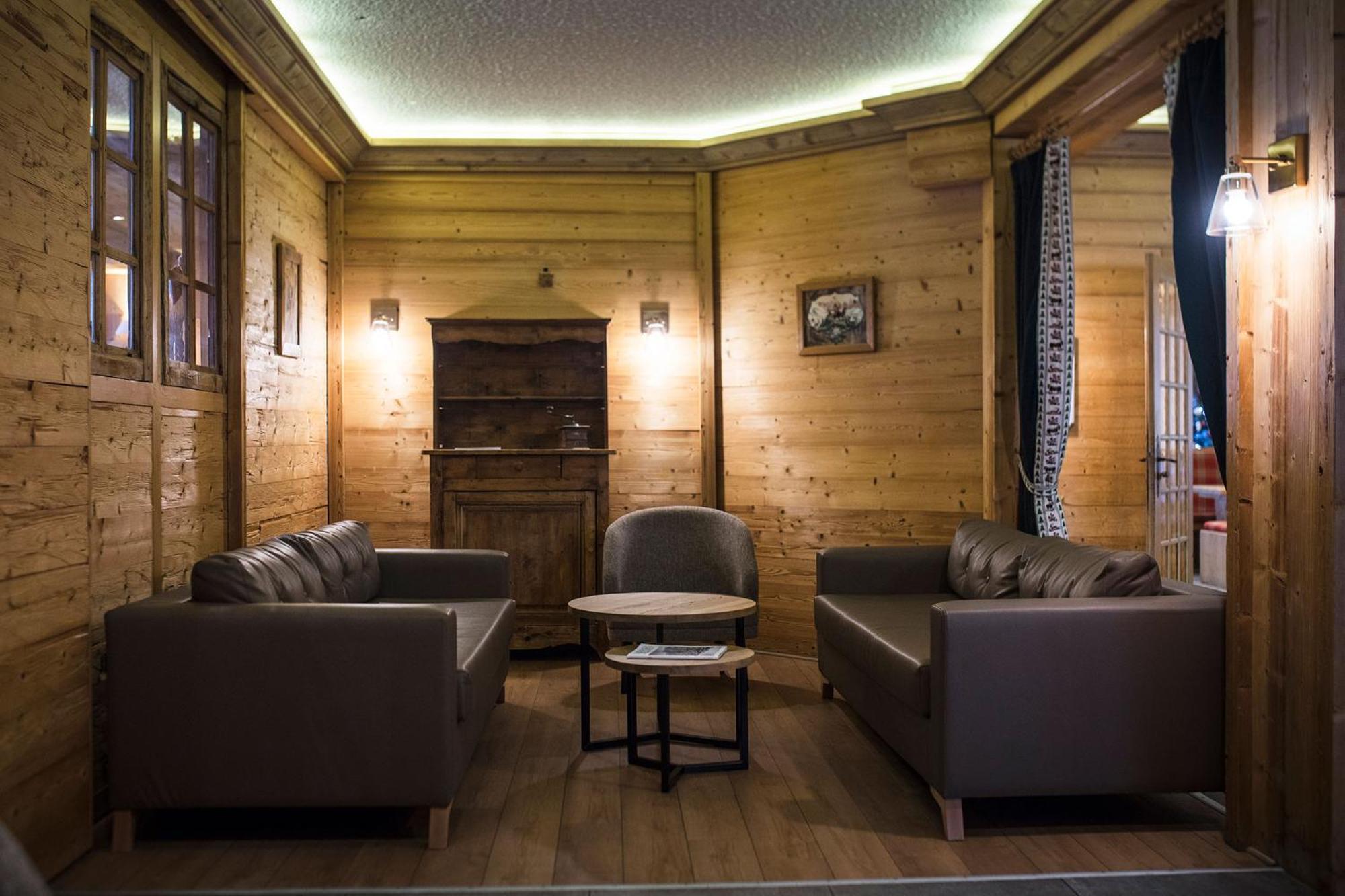 Hotel Alpen Roc La Clusaz Εξωτερικό φωτογραφία