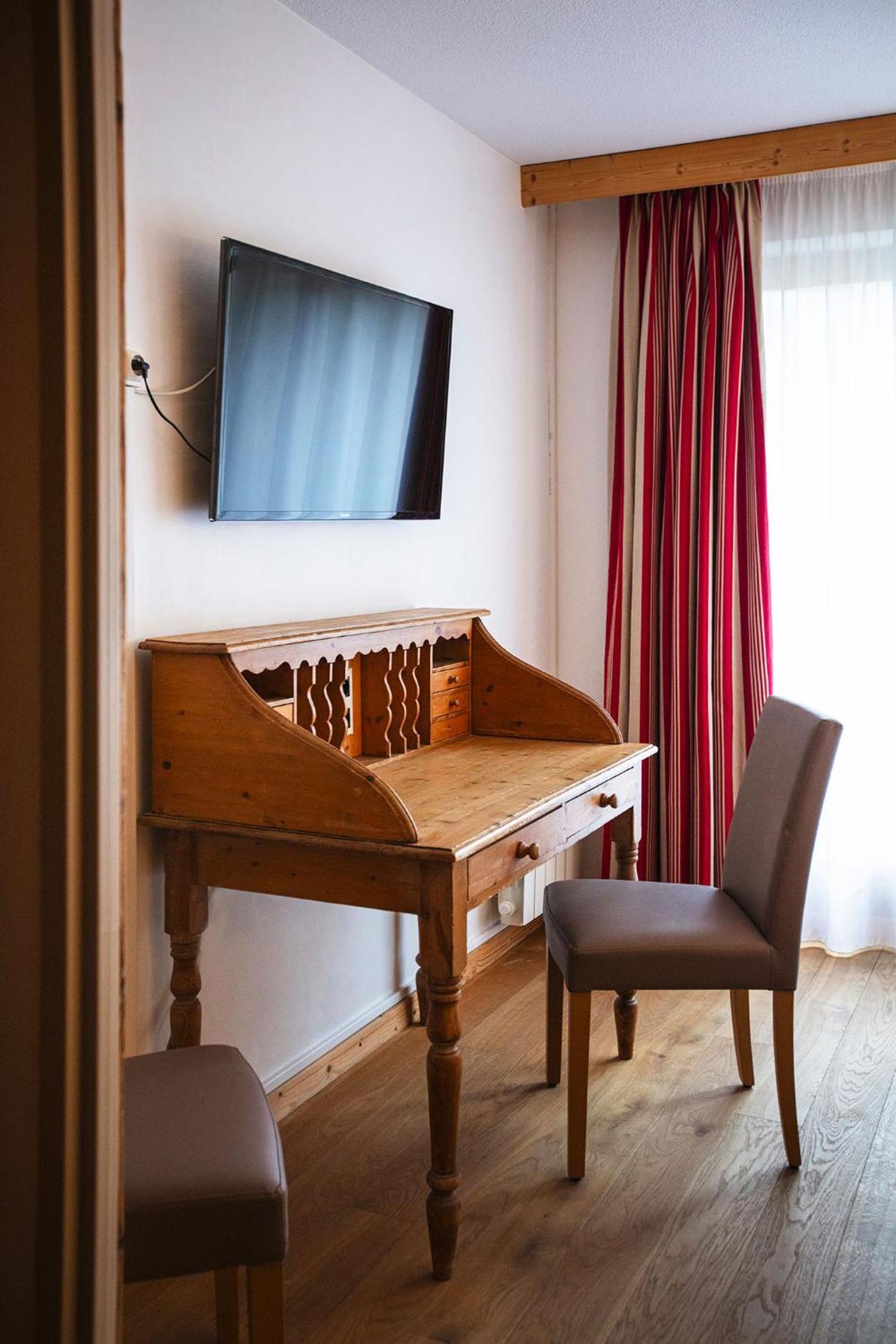 Hotel Alpen Roc La Clusaz Εξωτερικό φωτογραφία